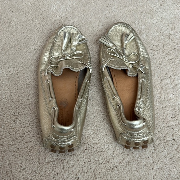 New Vintage 90’s Coach Metallic Gold Nadia Driving Loafers SZ: 6 - Picture 2 of 7